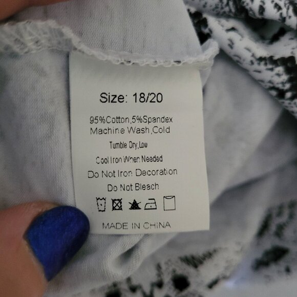 Tamela Mann Collection Snake Print Tee Womens Size 18/20 Stretch Athletic Casual - Picture 7 of 7